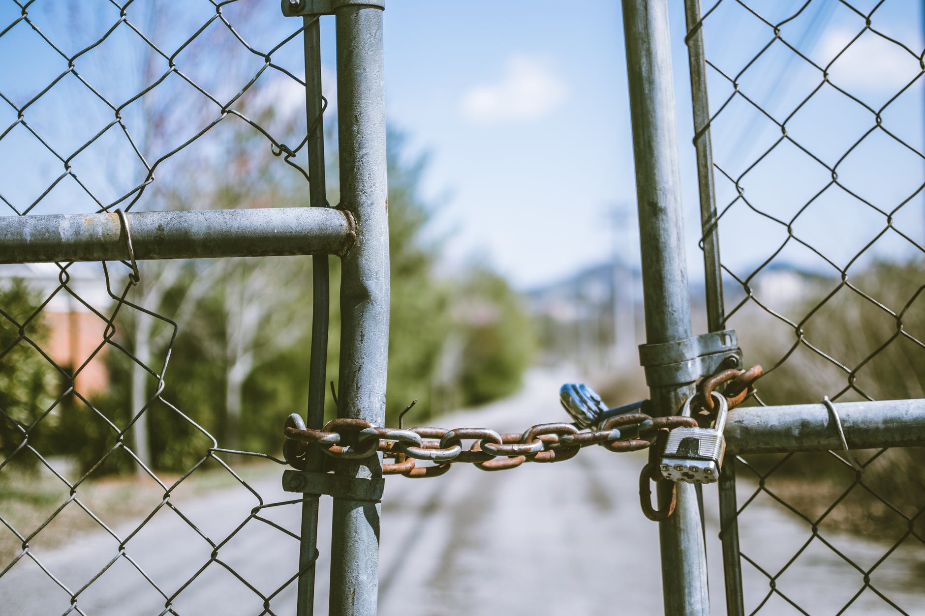 Blocco dei licenziamenti: niente licenziamento collettivo o recesso fino a che è disponibile la cassa integrazione covid-19