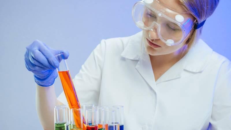 Parità di retribuzione tra uomini e donne